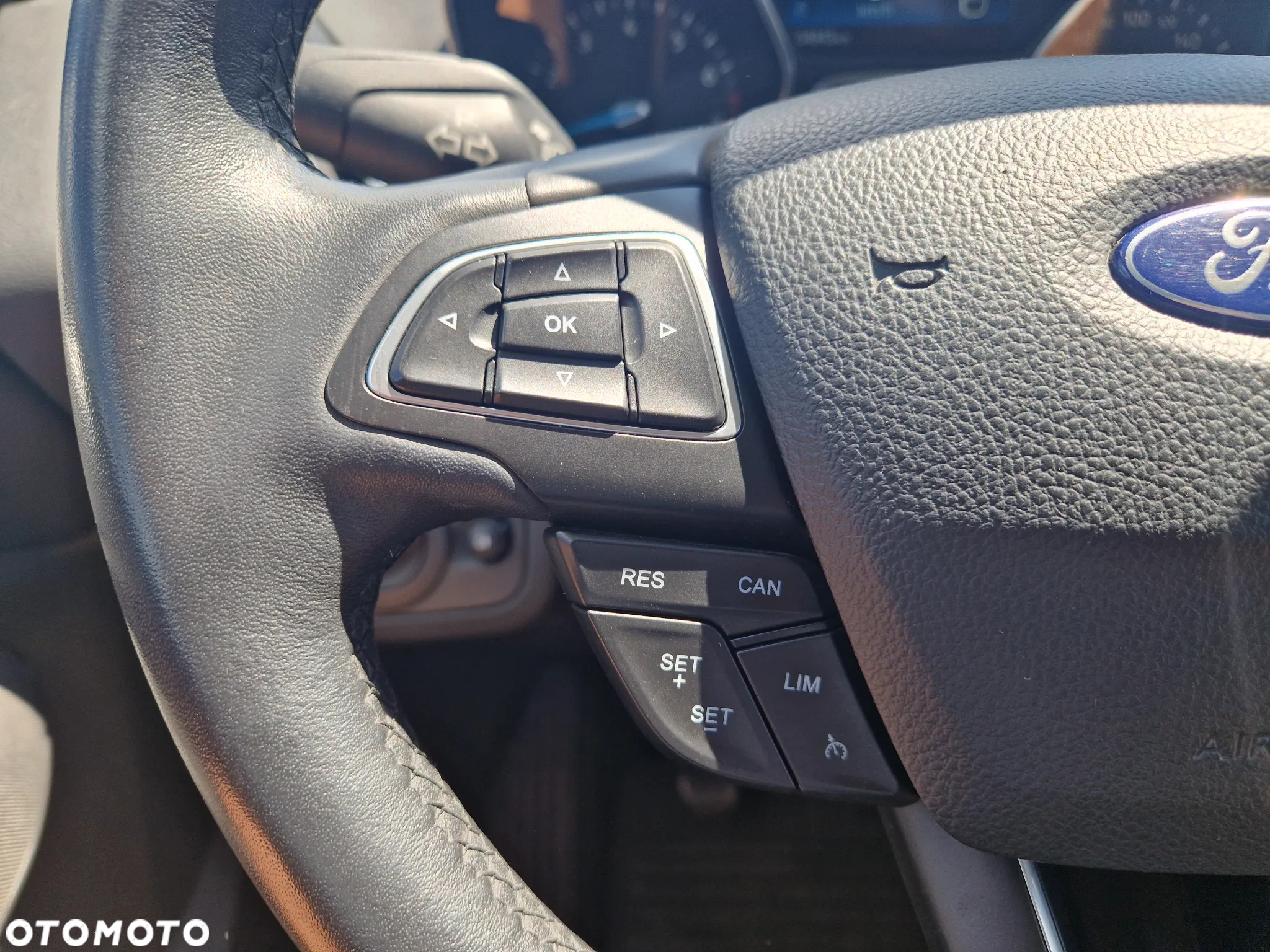 Ford Grand C-MAX - 14