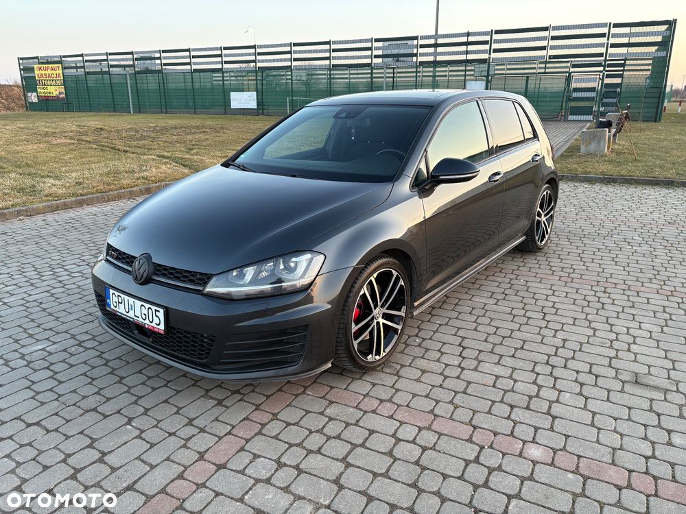 Volkswagen Golf 2.0 TDI BMT GTD DSG - 3