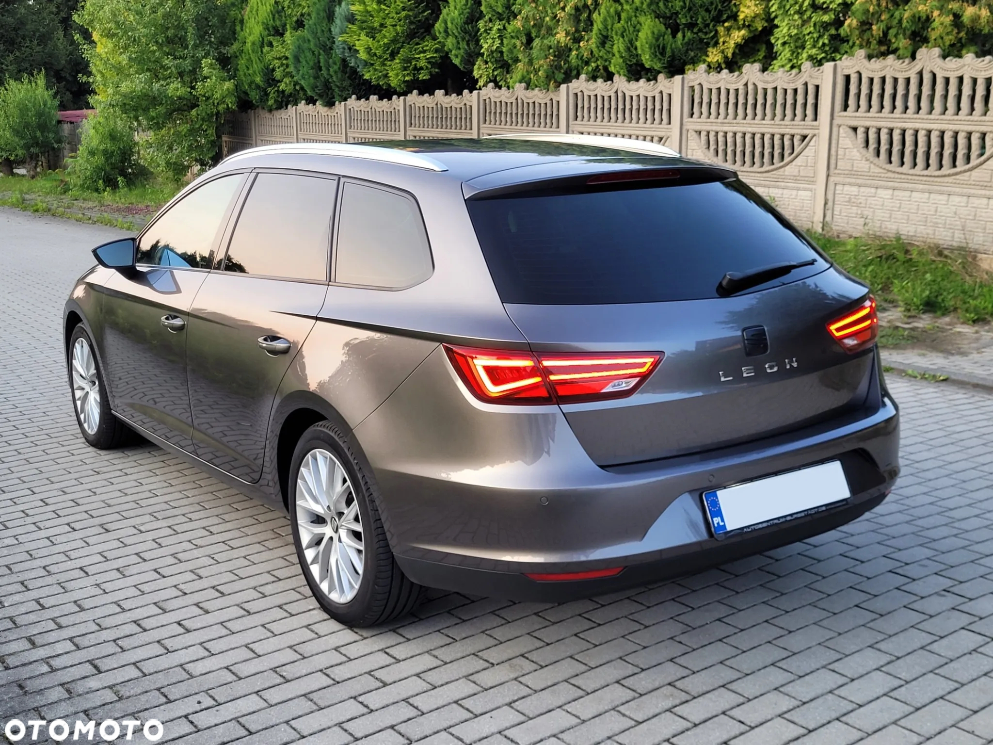 Seat Leon 2.0 TDI Style S&S - 22