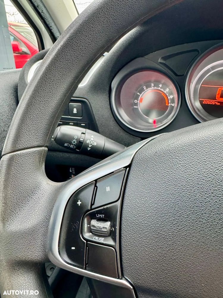 Citroën C4 BlueHDi 100 Selection - 33