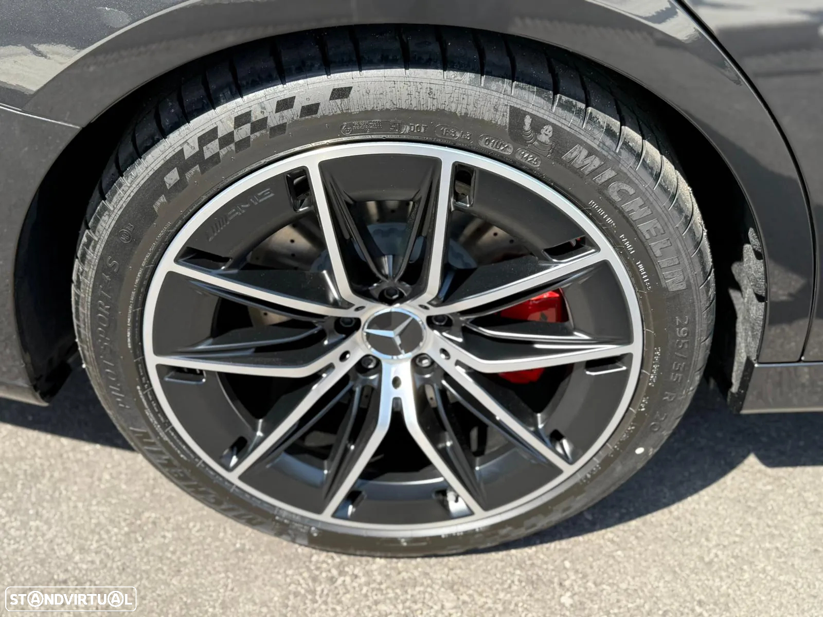 Mercedes-Benz E 53 AMG Hybrid 4Matic+ - 27