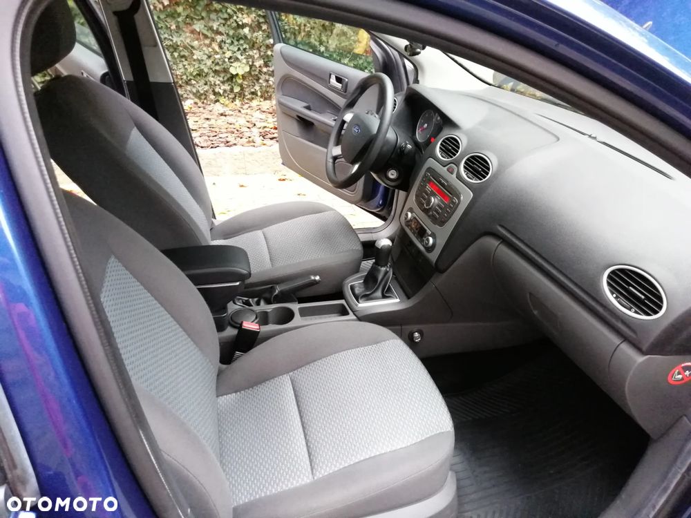 Ford Focus - 13