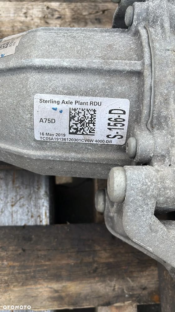 DYFER MOST CV6W4000DB TYŁ  FORD KUGA MK2 - 4