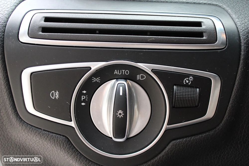 Mercedes-Benz C 180 d Station 9G-TRONIC AMG Line - 28