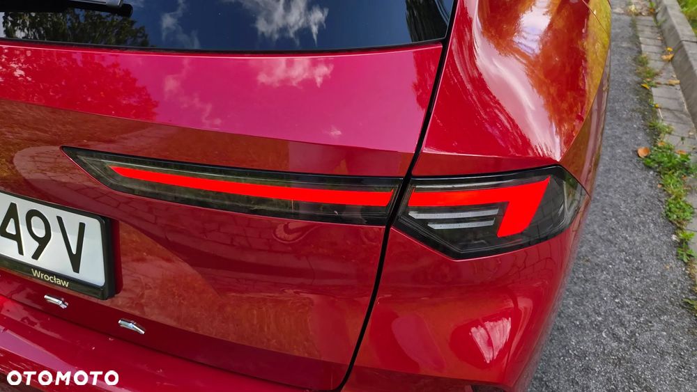 Opel Astra 1.2 Turbo Enjoy - 13