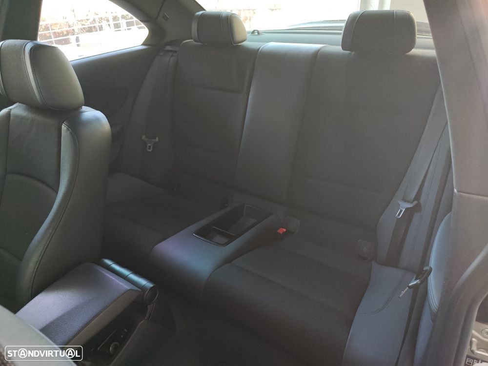 BMW 118 d Limited Edition Lifestyle c/ M Sport Pack - 29