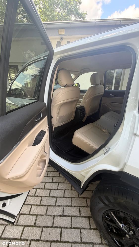 Jeep Grand Cherokee - 13
