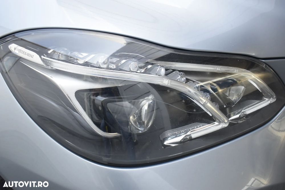 Mercedes-Benz E - 39