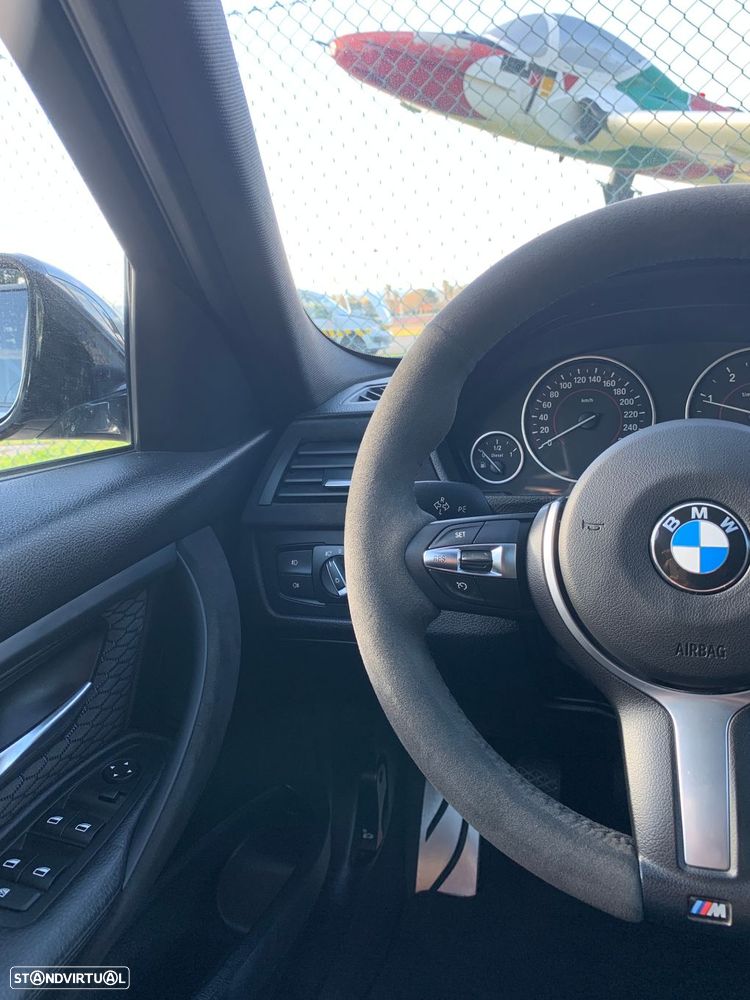 BMW 320 d Pack M - 38