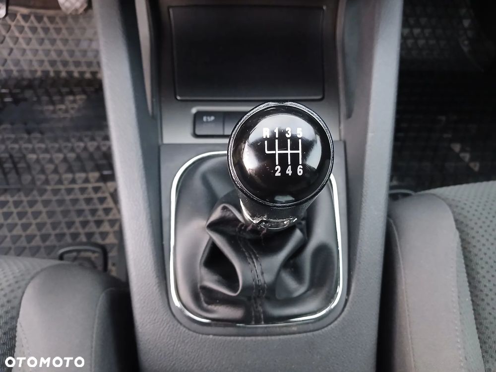 Volkswagen Golf 2.0 FSI Comfortline - 8