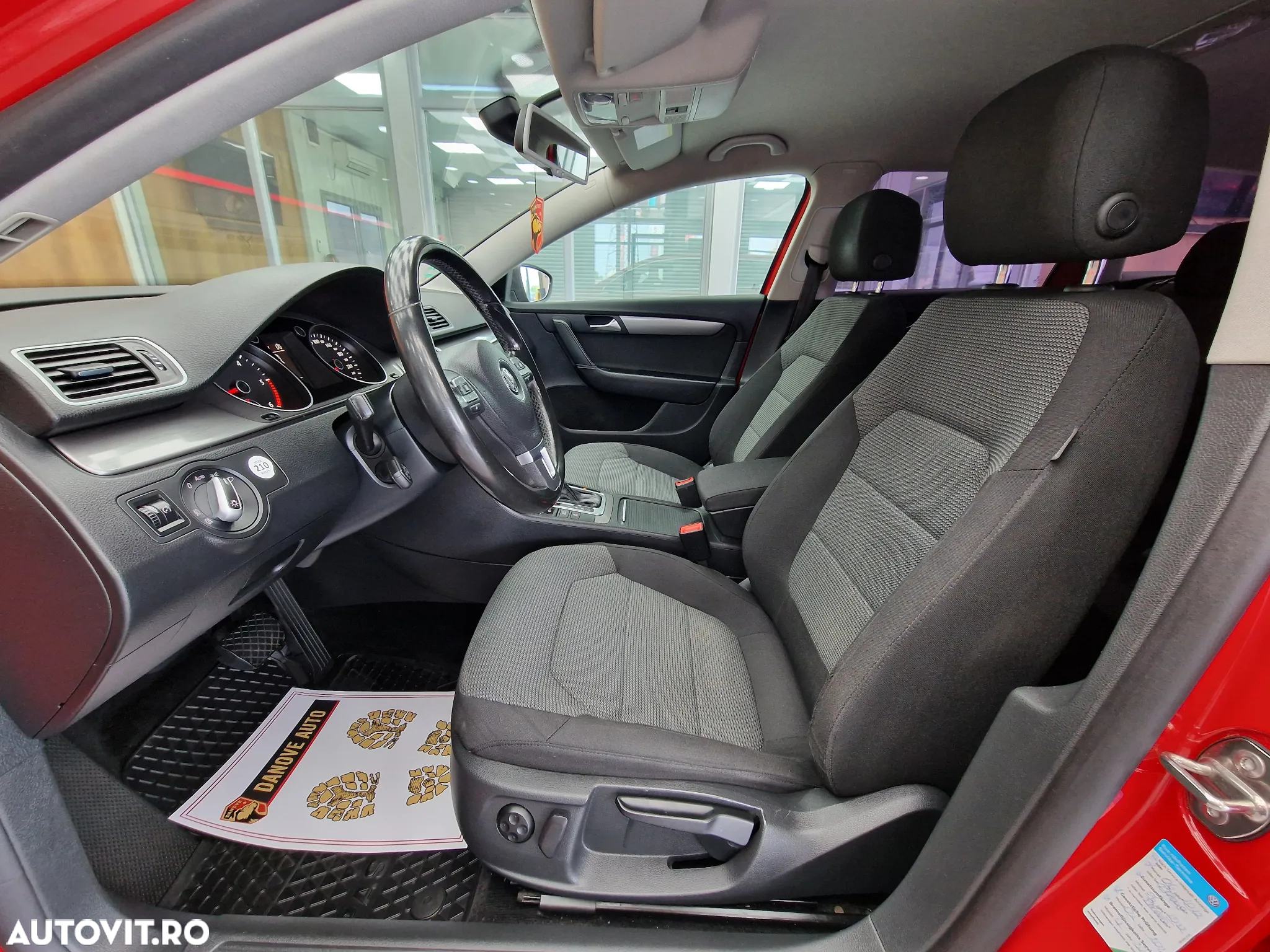 Volkswagen Passat - 6