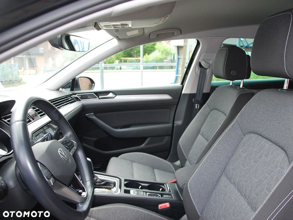 Volkswagen Passat 2.0 TDI EVO Business DSG - 22