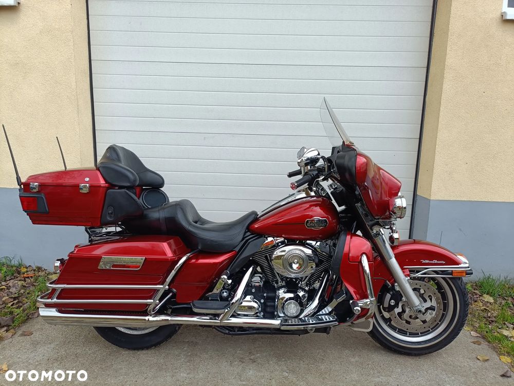Harley-Davidson FLHTCU Ultra