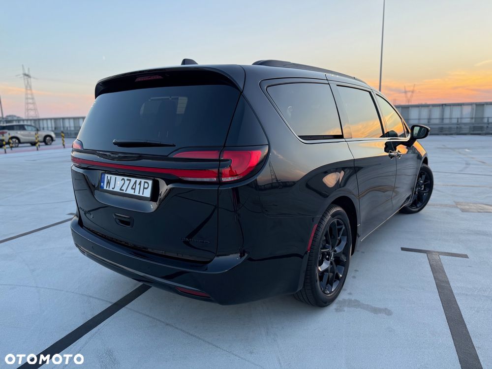 Chrysler Pacifica - 6