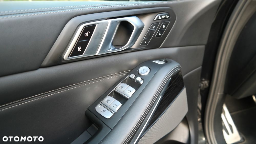 BMW X7 xDrive40d - 10