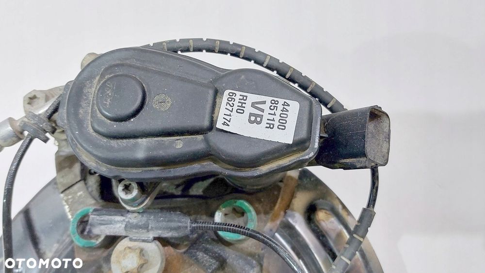zwrotnica piasta zacisk tył prawy renault arkana 1.3 tce - 6