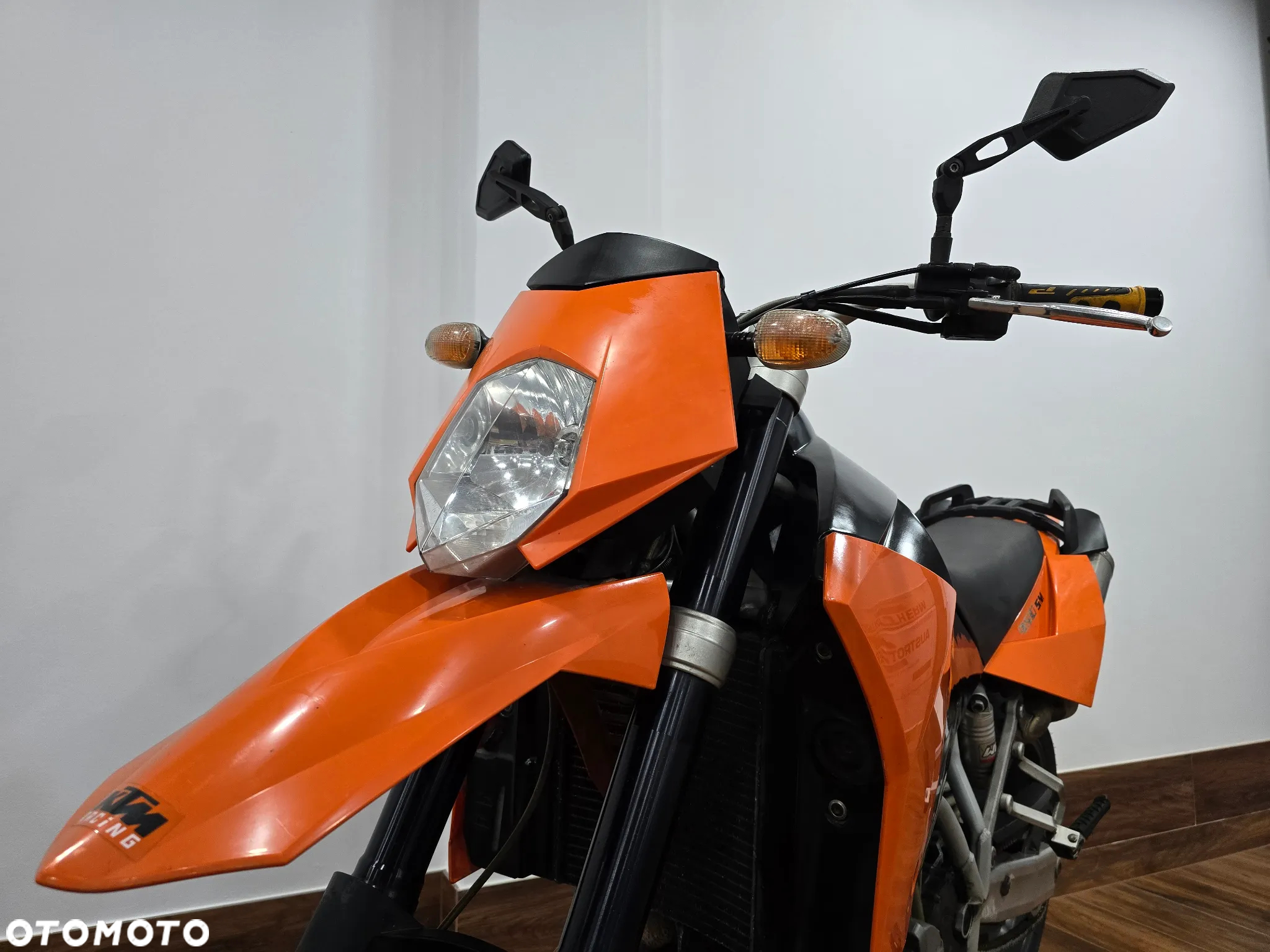 KTM SMC - 18