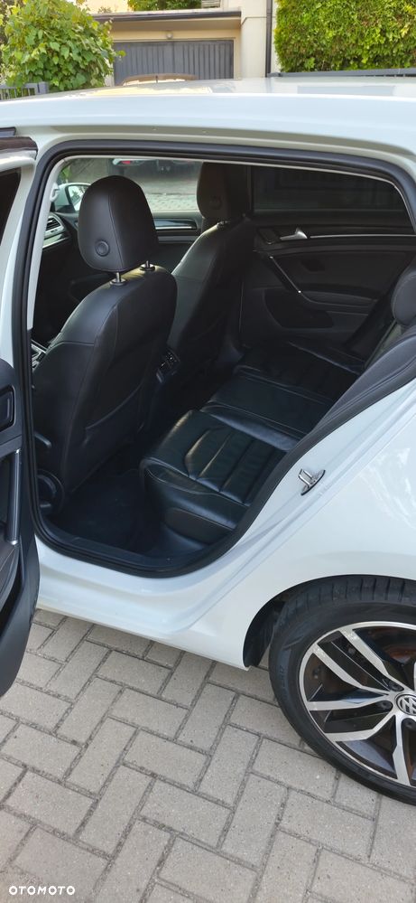 Volkswagen Golf - 14