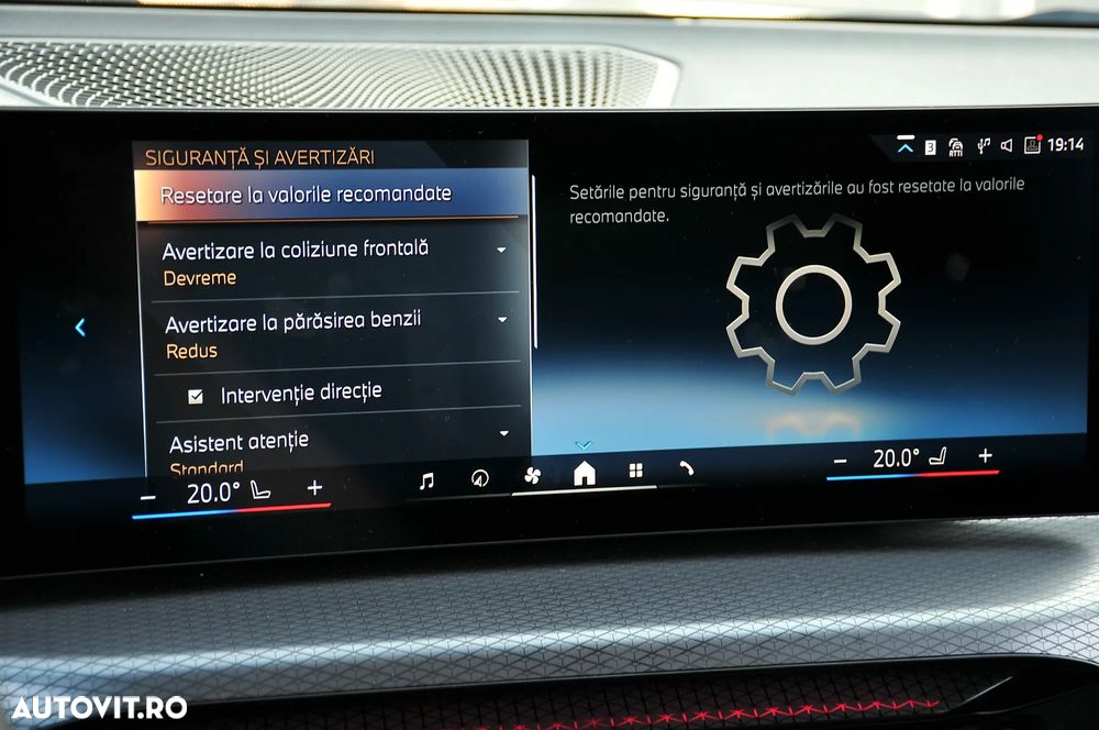 BMW Seria 3 320i AT - 23