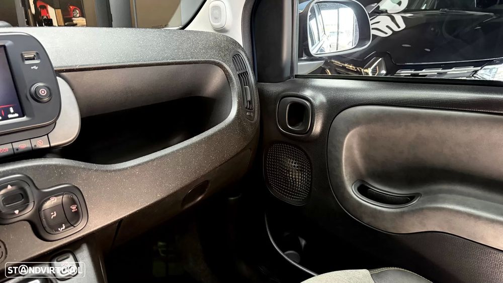 Fiat Panda 1.0 Hybrid City Cross - 35