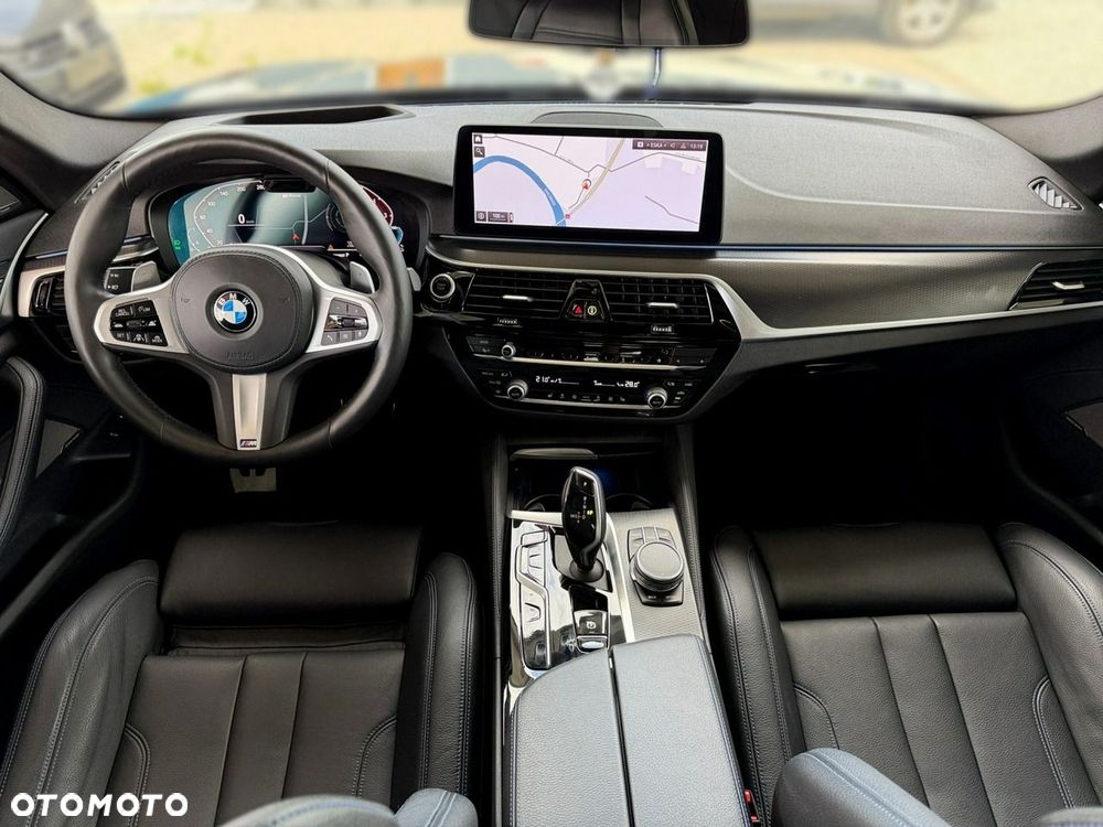 BMW Seria 5 - 21