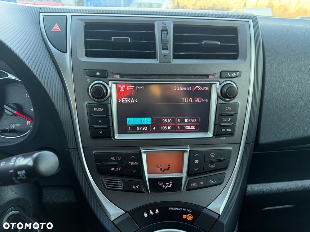 Toyota Verso S 1.33 Premium - 19