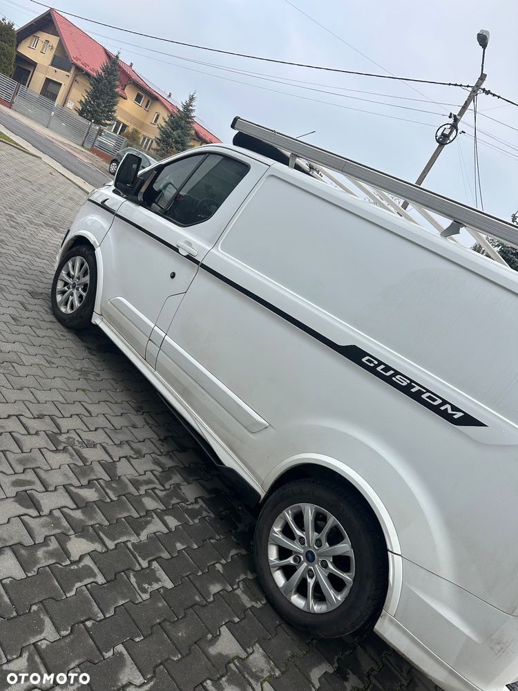 Ford Transit Custom - 12