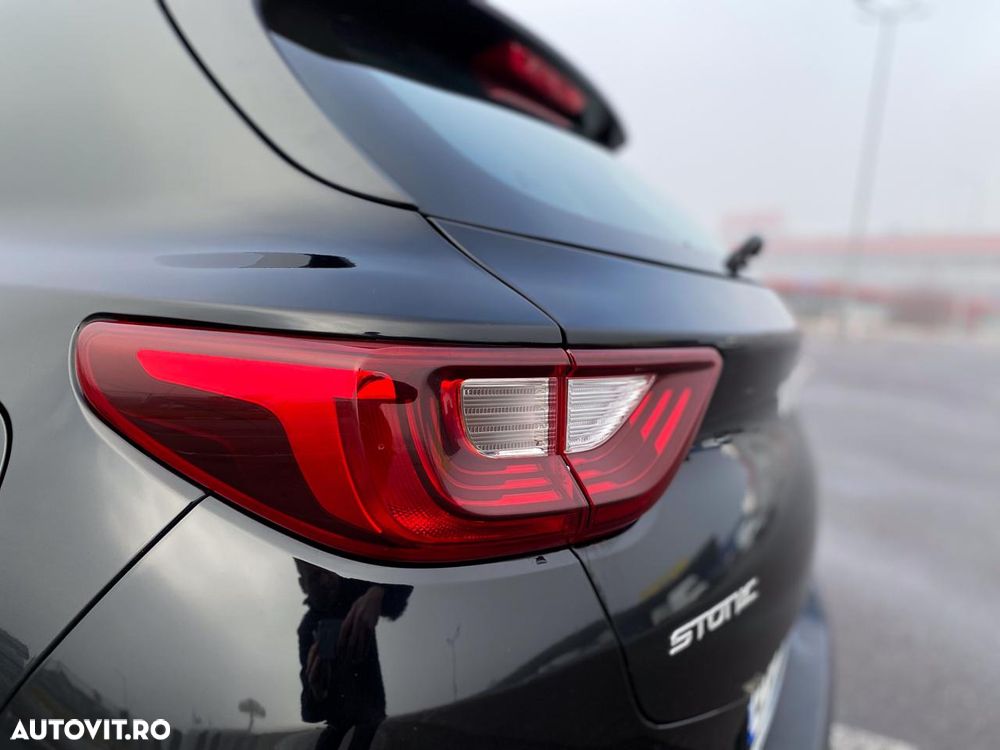 Kia Stonic 1.2 MPI 5MT Urban - 10