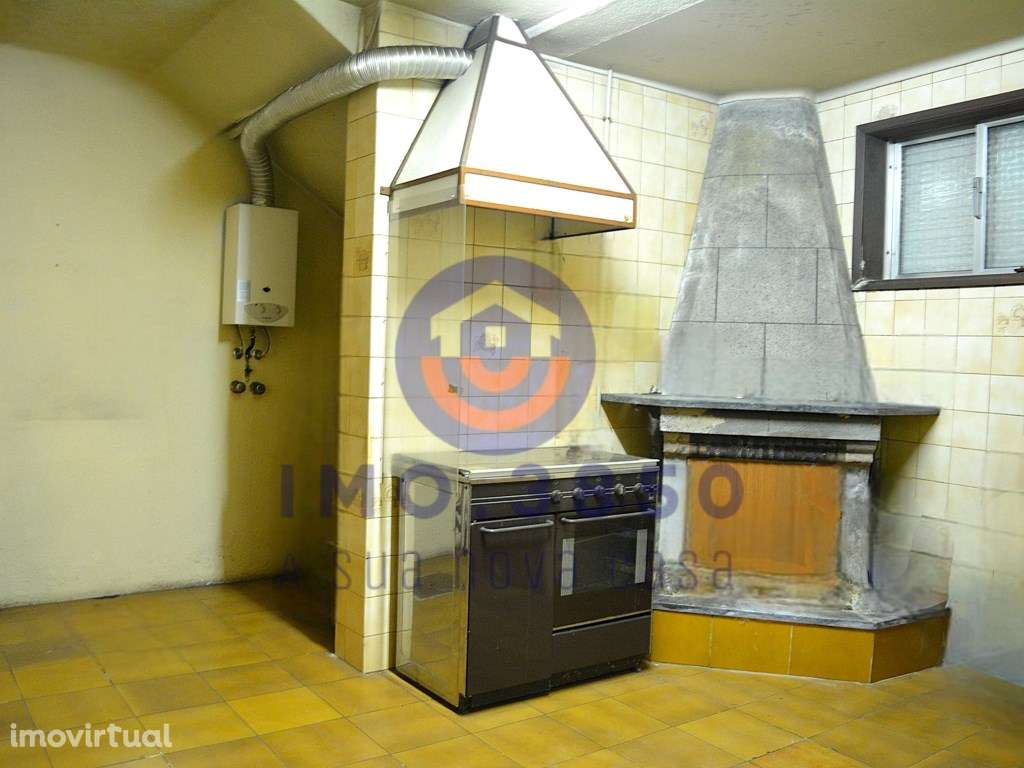 Prédio c/ 2 frações e excelente localização - Grande imagem: 3/15