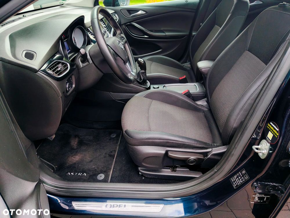 Opel Astra 1.4 Turbo Innovation - 21