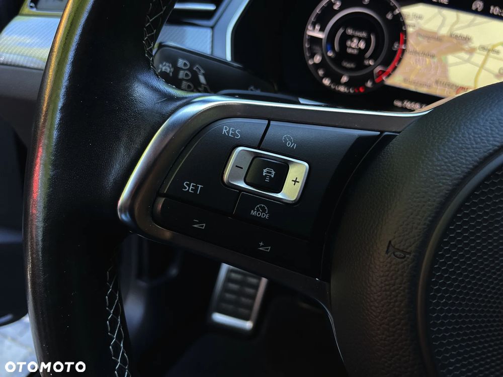 Volkswagen Arteon 2.0 TDI SCR 4Motion DSG R-Line - 23