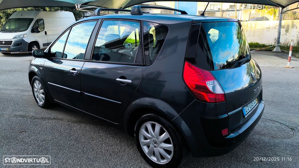 Renault Scénic 1.5 dCi Dynamique S - 14