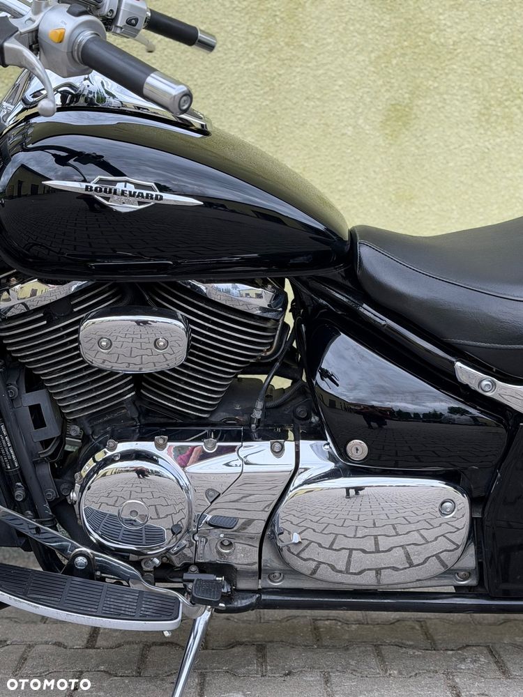 Suzuki VL 800 Volusia - Boulevard C50 - 25
