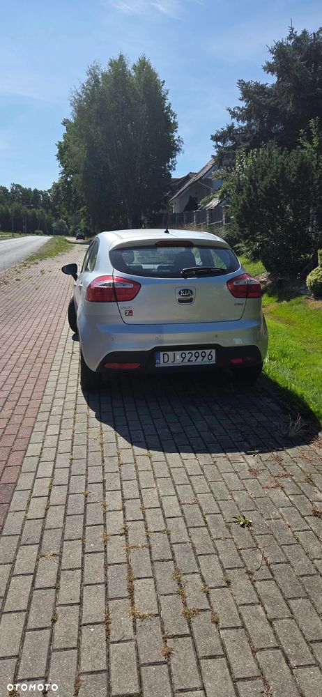 Kia Rio 1.1 crdi L - 4