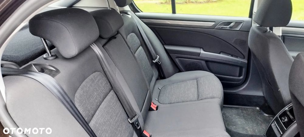Skoda Superb 1.8 TSI Active - 10