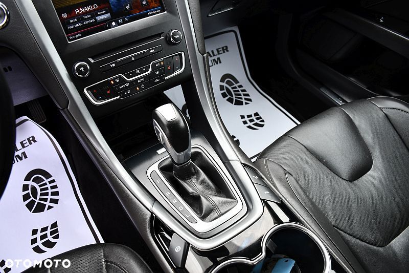Ford Mondeo 2.0 Hybrid Titanium - 15