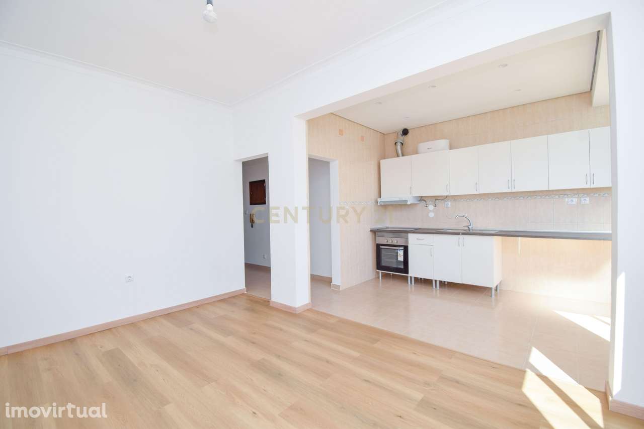 Apartamento T2 com vista Rio no Lavradio - Grande imagem: 4/22