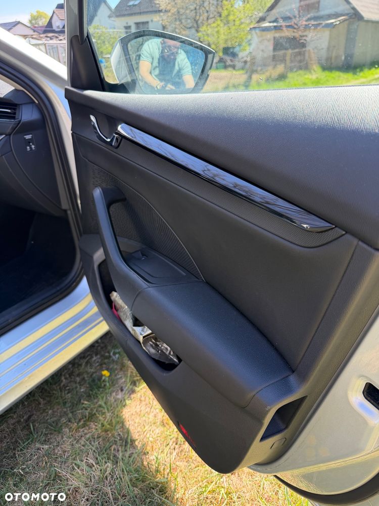 Skoda Octavia 2.0 TDI Style - 7