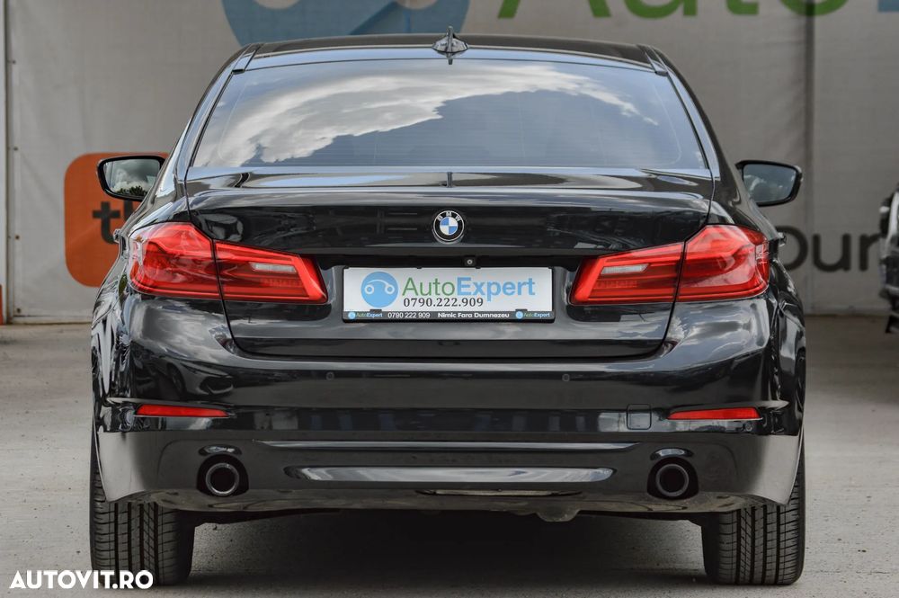 BMW Seria 5 520d Aut. Luxury Line - 32