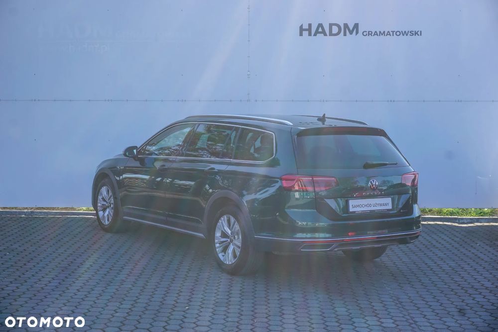 Volkswagen Passat - 5