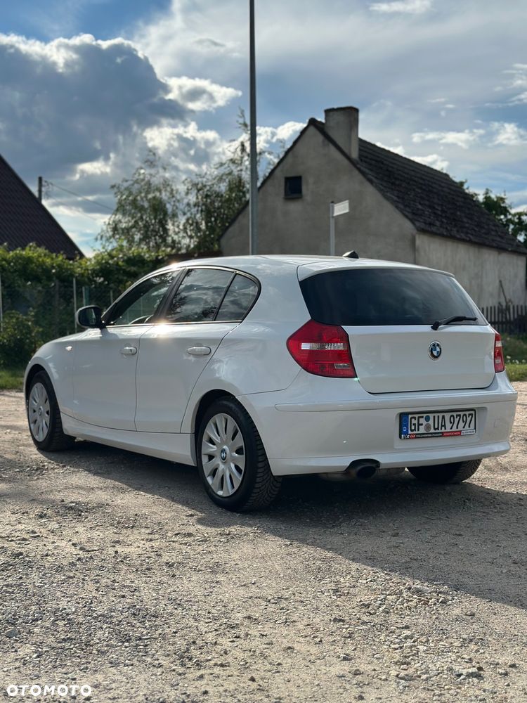 BMW Seria 1 - 11