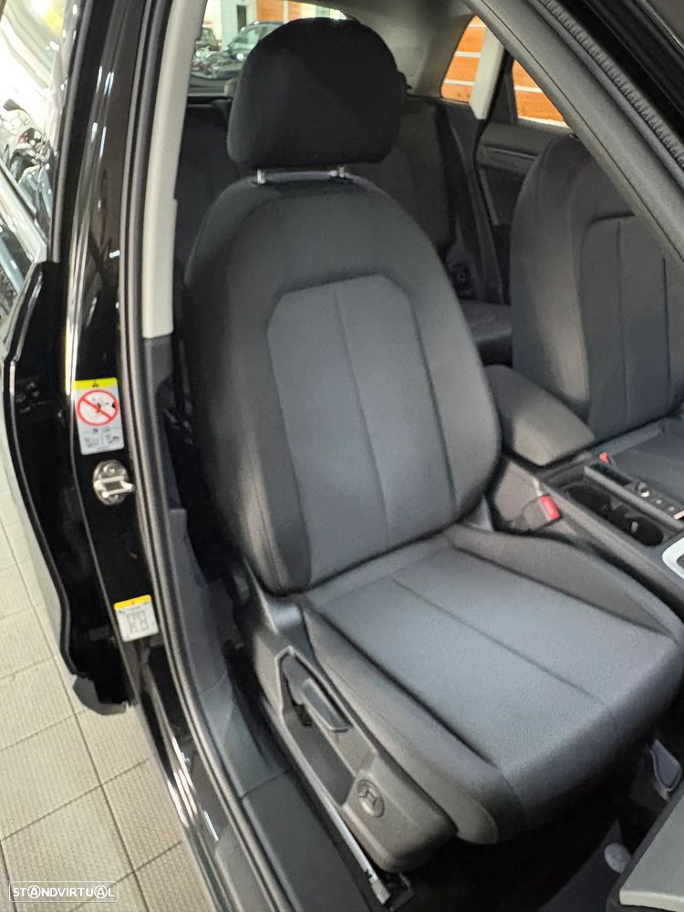 Audi Q3 45 TFSIe S tronic S line - 14