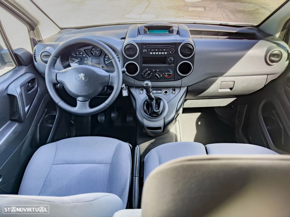 Peugeot PARTNER 1.6 HDI (C/ IVA) (MOTOR 90.000 km) - 8