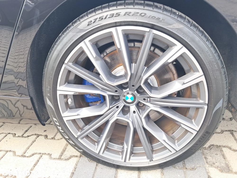 BMW Seria 7 750Li xDrive - 5