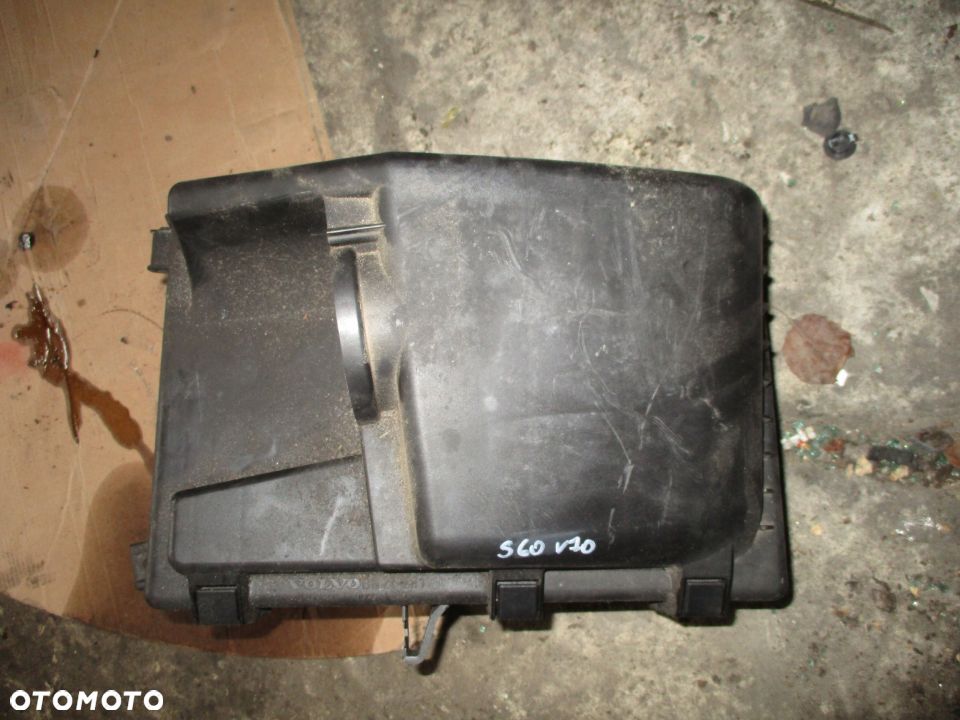 OBUDOWA FILTRA POWIETRZA VOLVO S60 V70 XC7 S80 2.4 - 1