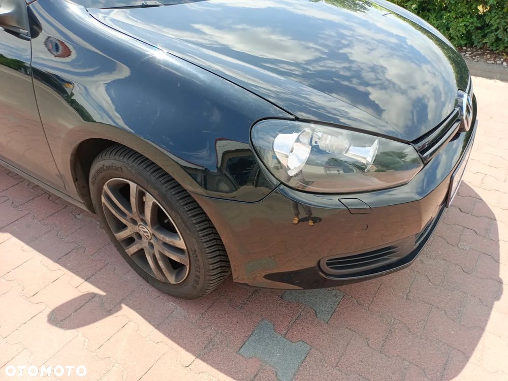 Volkswagen Golf - 10