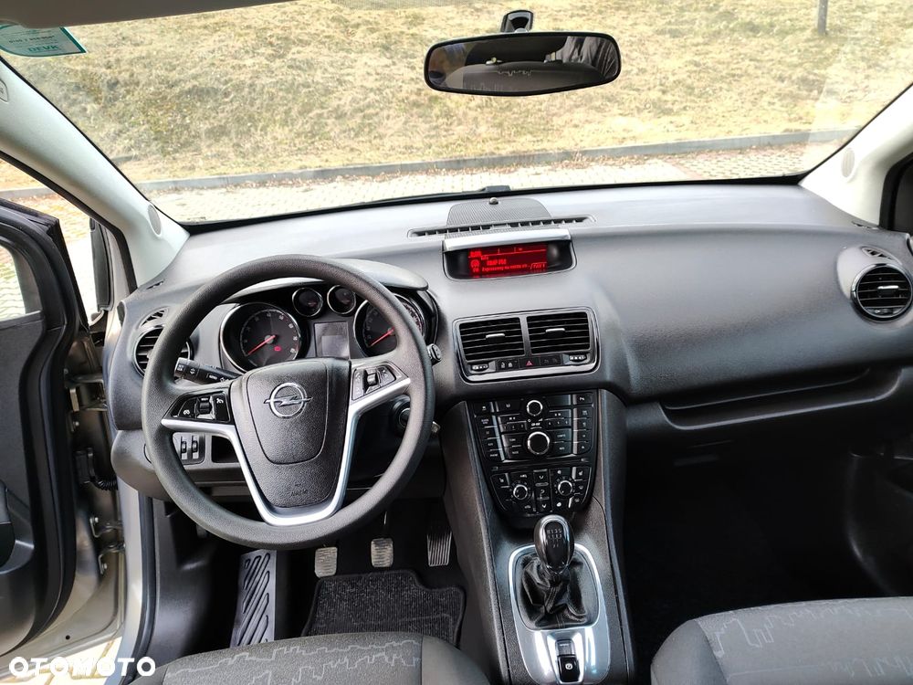 Opel Meriva 1.4 T Cosmo - 26