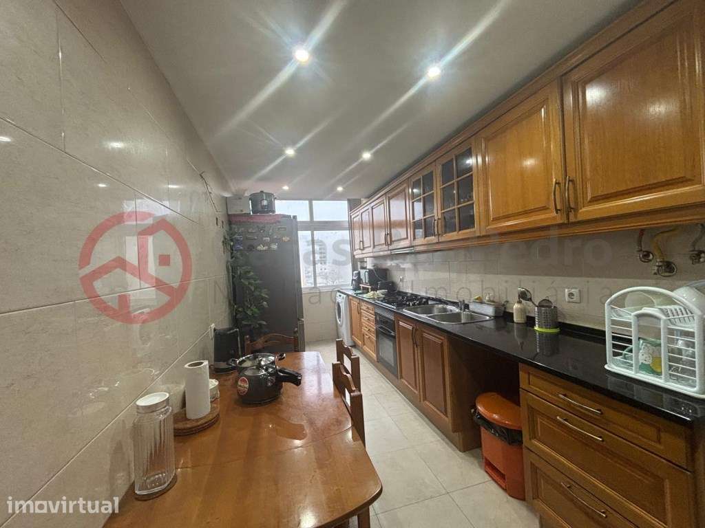 Apartamento T3 numa zona muito central no Feijó, Almada - Grande imagem: 4/20