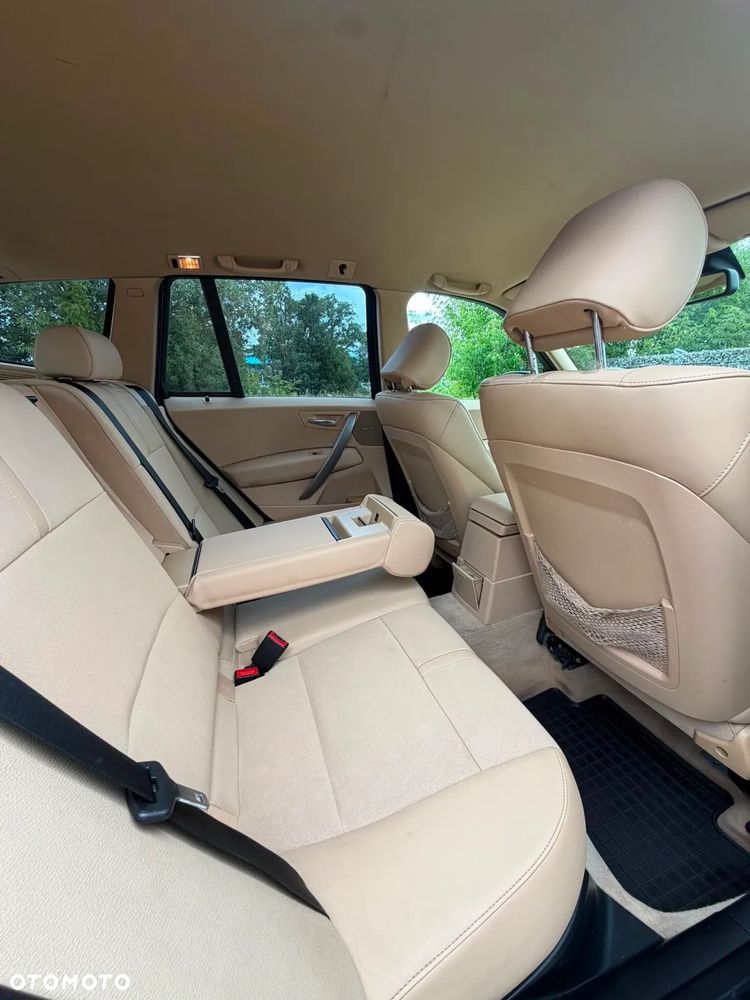 BMW X3 xDrive20d Edition Exclusive - 7