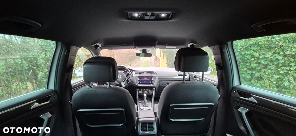 Volkswagen Tiguan - 11